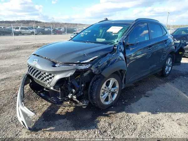 KM8K6CAB6PU059688 2023 HYUNDAI KONA - Image 2