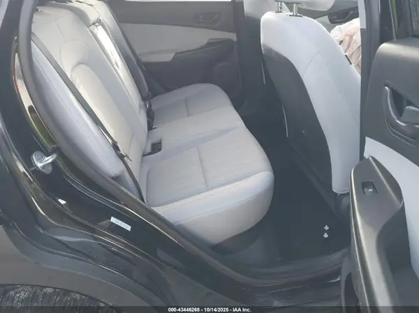 KM8K6CAB6PU939483 2023 HYUNDAI KONA - Image 8