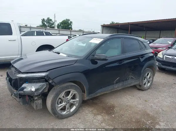 KM8K6CAB6PU962844 2023 HYUNDAI KONA - Image 2
