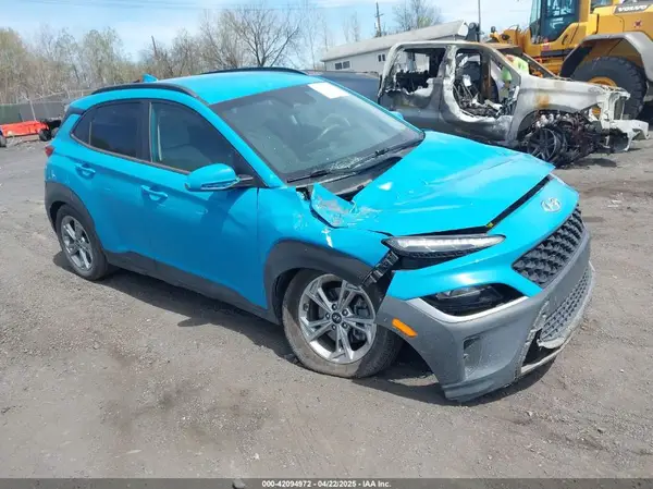 KM8K6CAB6PU977828 2023 HYUNDAI KONA - Image 1
