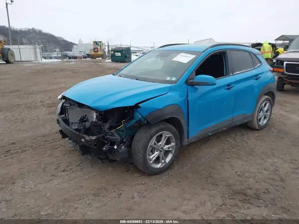 KM8K6CAB6PU981779 2023 HYUNDAI KONA - Image 2
