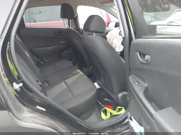 KM8K6CAB7NU756378 2022 HYUNDAI KONA - Image 8