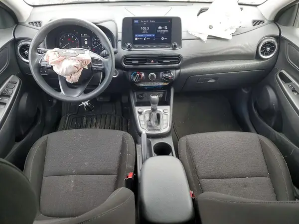 KM8K6CAB7NU836747 2022 HYUNDAI KONA - Image 8
