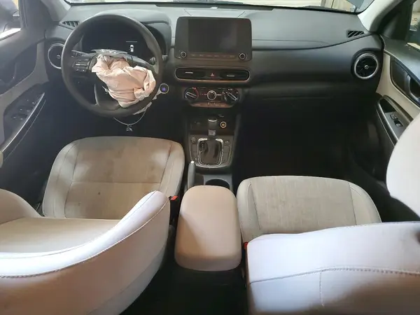 KM8K6CAB7NU854102 2022 HYUNDAI KONA - Image 8