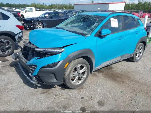 KM8K6CAB7NU878772 2022 HYUNDAI KONA - Image 2