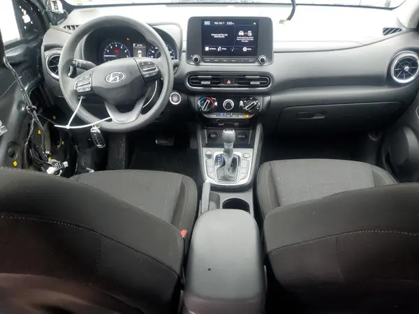 KM8K6CAB7NU895670 2022 HYUNDAI KONA - Image 8