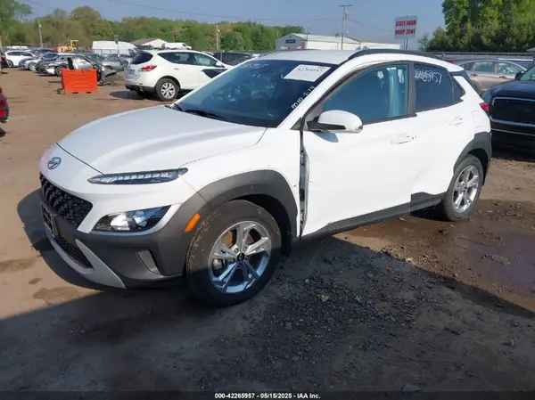 KM8K6CAB7NU901581 2022 HYUNDAI KONA - Image 2