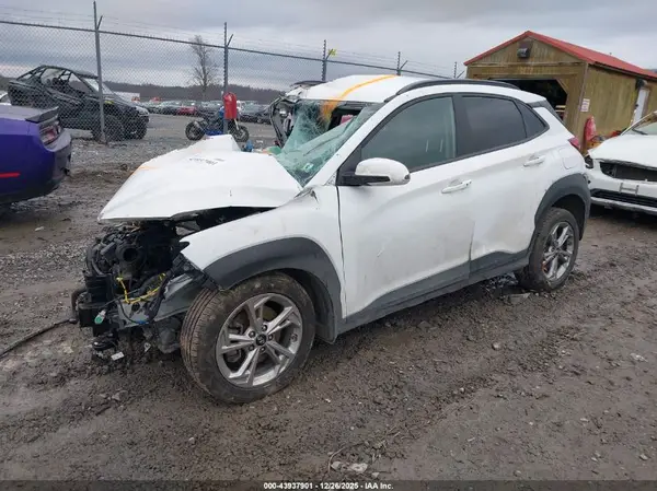 KM8K6CAB7NU919496 2022 HYUNDAI KONA - Image 2