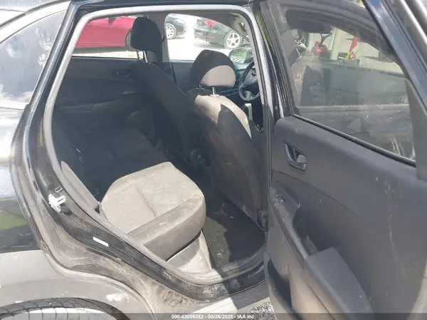KM8K6CAB7PU002030 2023 HYUNDAI KONA - Image 8