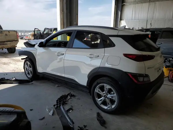 KM8K6CAB7PU009124 2023 HYUNDAI KONA - Image 2