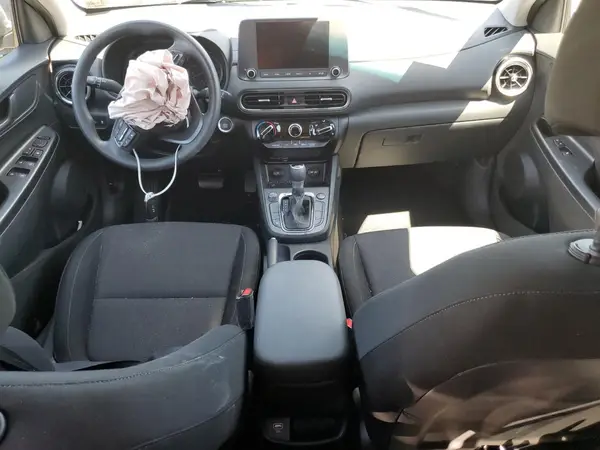 KM8K6CAB7PU013304 2023 HYUNDAI KONA - Image 8
