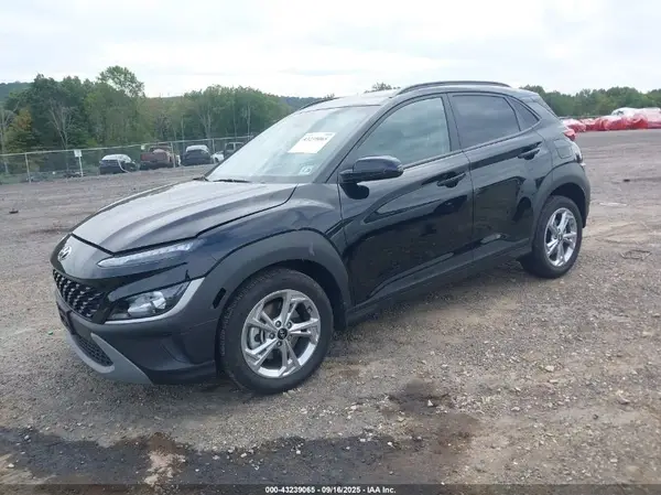 KM8K6CAB7PU028479 2023 HYUNDAI KONA - Image 2