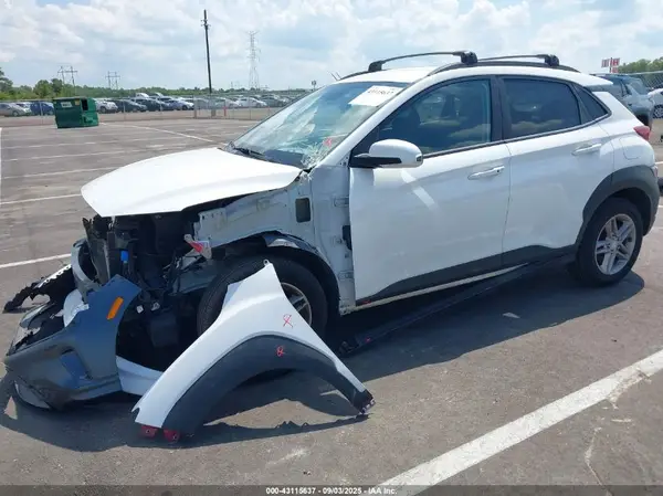 KM8K6CAB7PU041460 2023 HYUNDAI KONA - Image 2