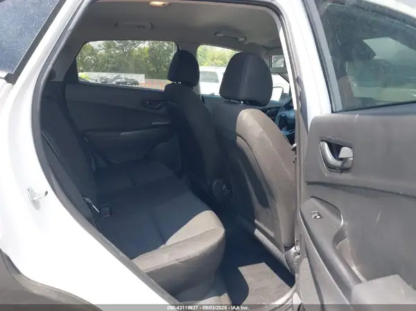 KM8K6CAB7PU041460 2023 HYUNDAI KONA - Image 8