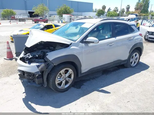 KM8K6CAB7PU054015 2023 HYUNDAI KONA - Image 2