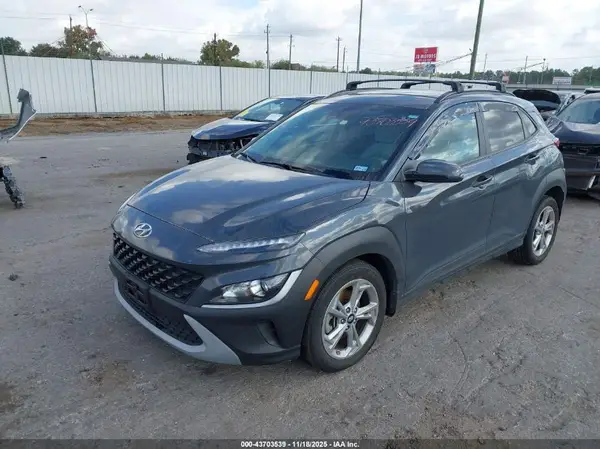 KM8K6CAB7PU054676 2023 HYUNDAI KONA - Image 2