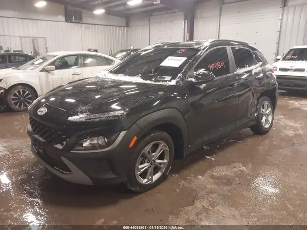 KM8K6CAB7PU946720 2023 HYUNDAI KONA - Image 2