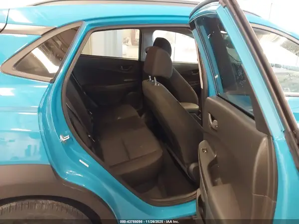KM8K6CAB7PU956633 2023 HYUNDAI KONA - Image 8