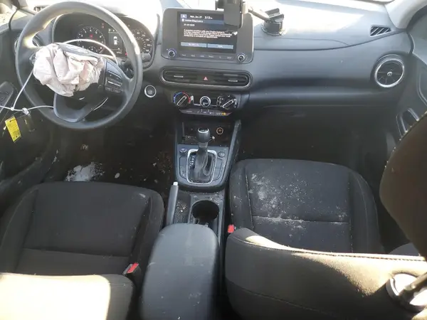 KM8K6CAB7PU963985 2023 HYUNDAI KONA - Image 8