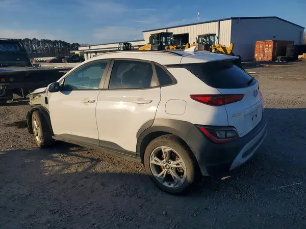 KM8K6CAB7PU977241 2023 HYUNDAI KONA - Image 2