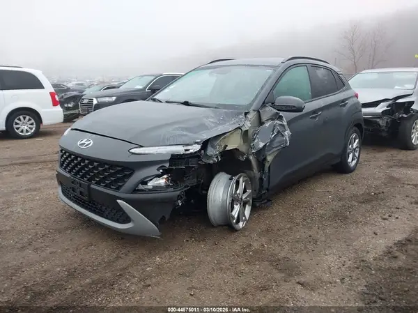 KM8K6CAB7PU990359 2023 HYUNDAI KONA - Image 2