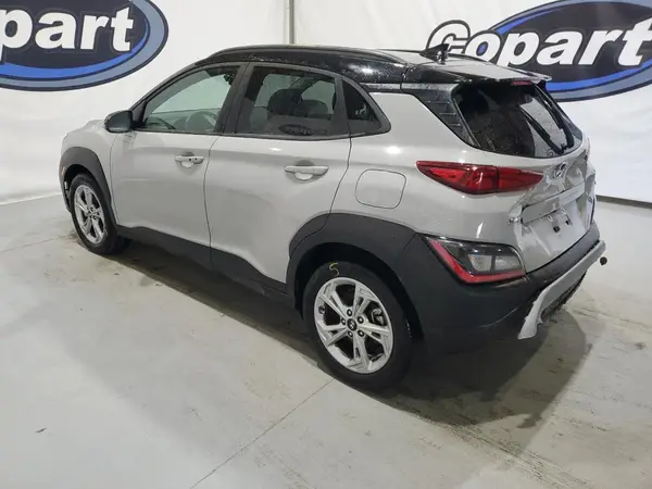 KM8K6CAB7PU993987 2023 HYUNDAI KONA - Image 2