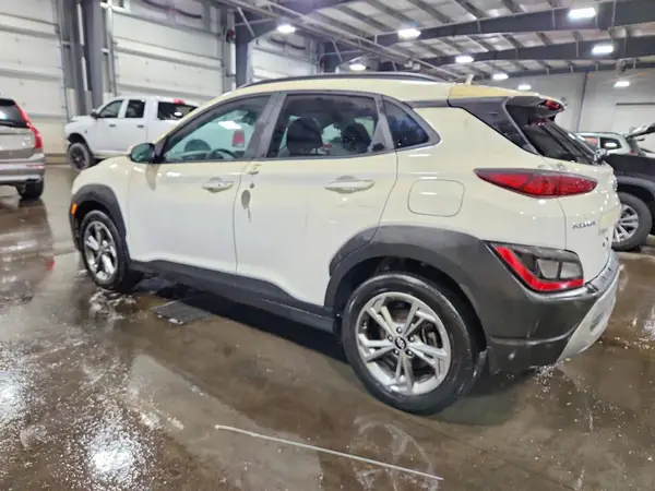KM8K6CAB7PU996758 2023 HYUNDAI KONA - Image 2