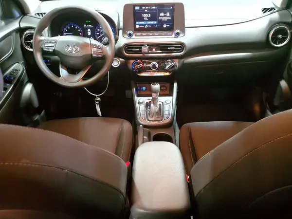 KM8K6CAB7PU996758 2023 HYUNDAI KONA - Image 8