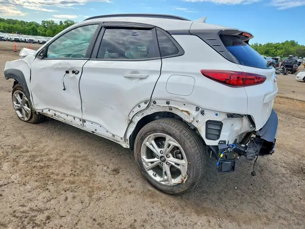 KM8K6CAB8NU761833 2022 HYUNDAI KONA - Image 2