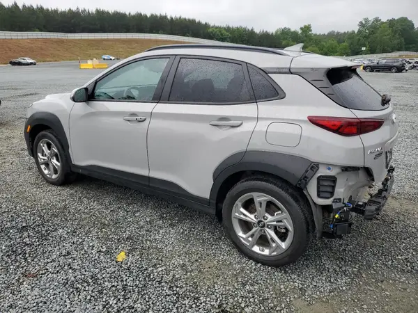 KM8K6CAB8NU795982 2022 HYUNDAI KONA - Image 2