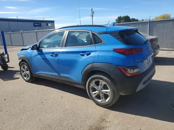 KM8K6CAB8NU825823 2022 HYUNDAI KONA - Image 2