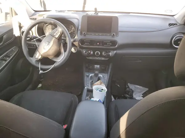 KM8K6CAB8NU845781 2022 HYUNDAI KONA - Image 8