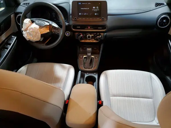 KM8K6CAB8NU845845 2022 HYUNDAI KONA - Image 8