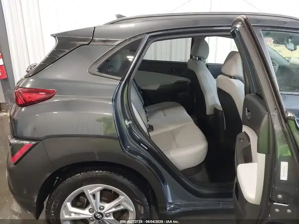 KM8K6CAB8NU876917 2022 HYUNDAI KONA - Image 8