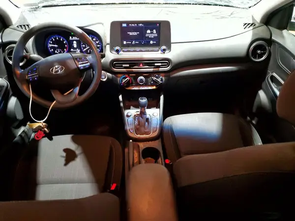 KM8K6CAB8NU894348 2022 HYUNDAI KONA - Image 8