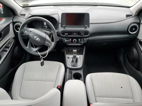 KM8K6CAB8NU927381 2022 HYUNDAI KONA - Image 8