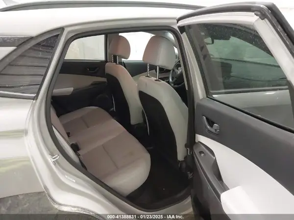 KM8K6CAB8PU012355 2023 HYUNDAI KONA - Image 8