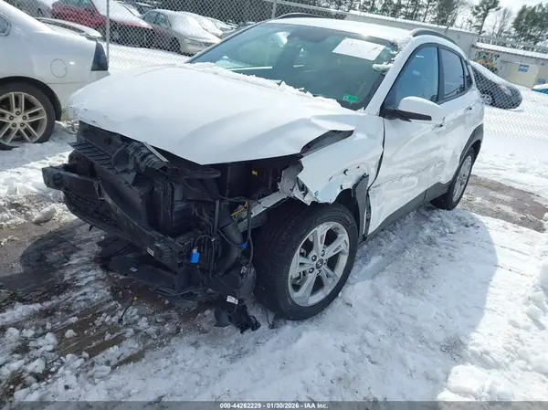 KM8K6CAB8PU012596 2023 HYUNDAI KONA - Image 2