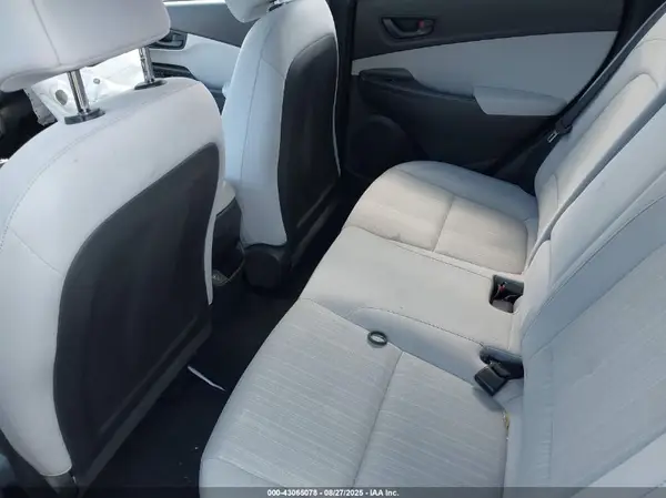 KM8K6CAB8PU020259 2023 HYUNDAI KONA - Image 8