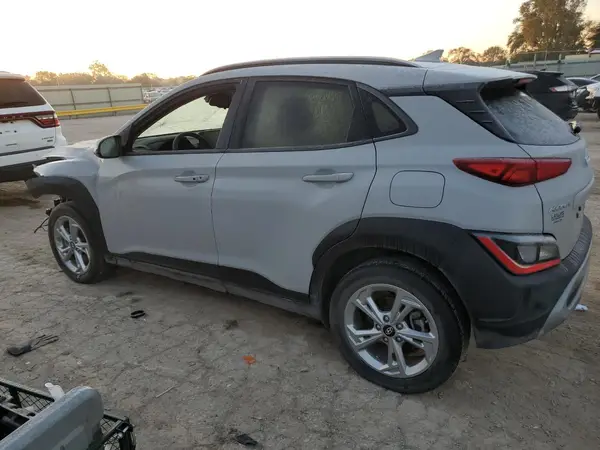KM8K6CAB8PU022898 2023 HYUNDAI KONA - Image 2