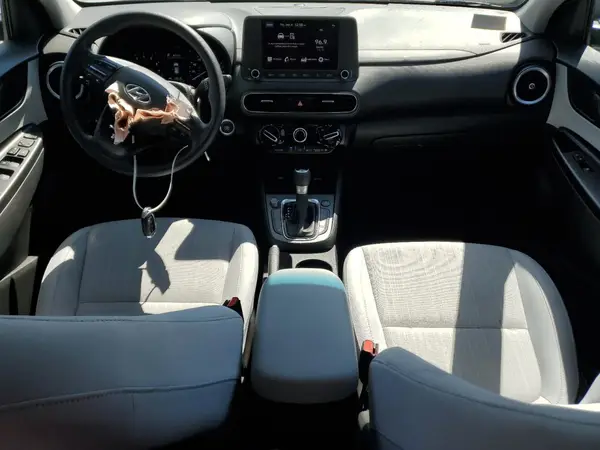 KM8K6CAB8PU043251 2023 HYUNDAI KONA - Image 8