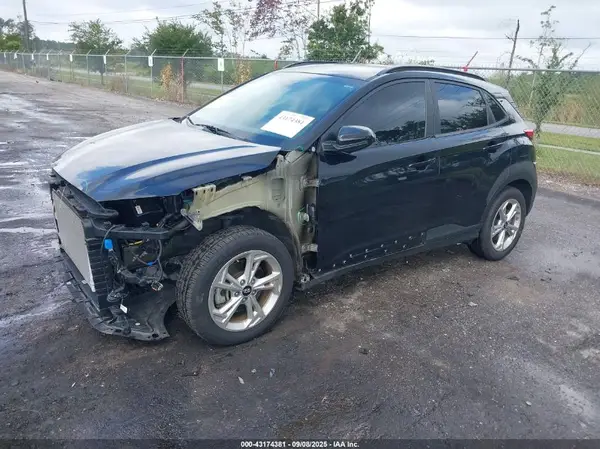 KM8K6CAB8PU046103 2023 HYUNDAI KONA - Image 2