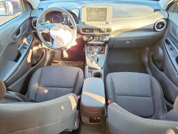 KM8K6CAB8PU952171 2023 HYUNDAI KONA - Image 8