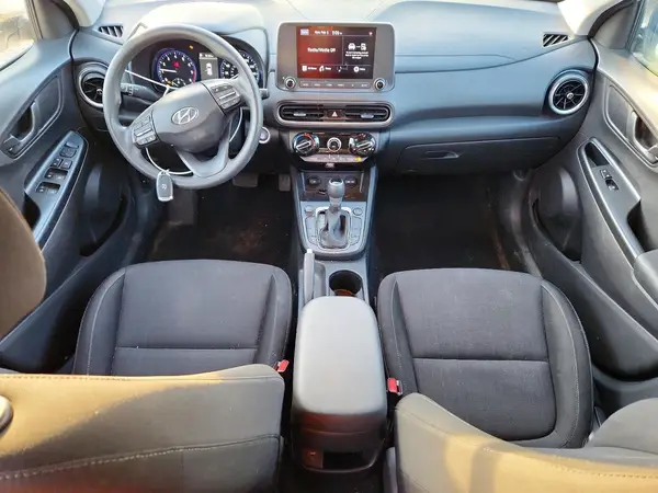 KM8K6CAB8PU976146 2023 HYUNDAI KONA - Image 8