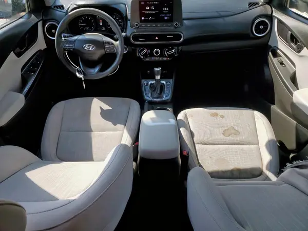KM8K6CAB9NU797742 2022 HYUNDAI KONA - Image 8