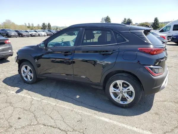 KM8K6CAB9NU856417 2022 HYUNDAI KONA - Image 2