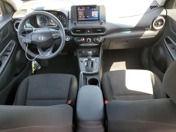 KM8K6CAB9NU856417 2022 HYUNDAI KONA - Image 8