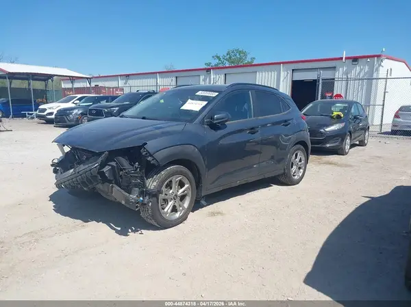 KM8K6CAB9NU868566 2022 HYUNDAI KONA - Image 2
