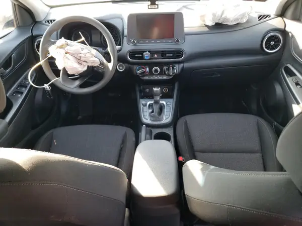 KM8K6CAB9NU872231 2022 HYUNDAI KONA - Image 8