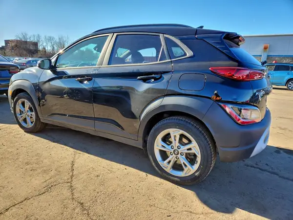 KM8K6CAB9NU888834 2022 HYUNDAI KONA - Image 2